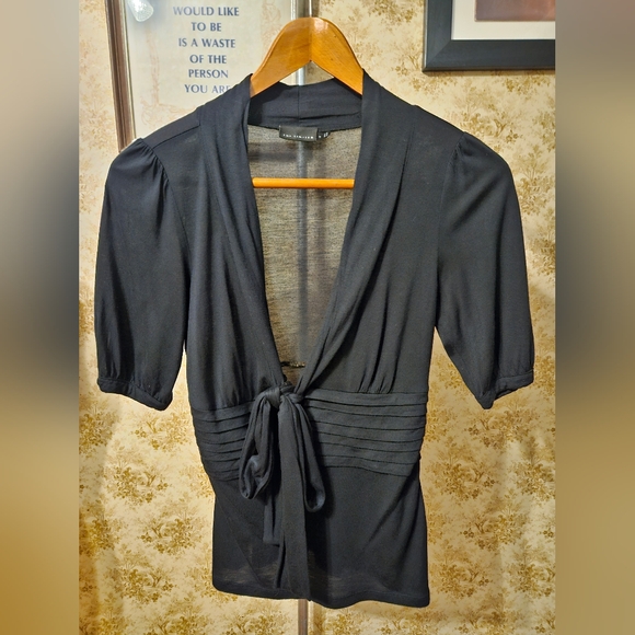 The Limited Tops - The Limited Small black 1/2 sleeve top